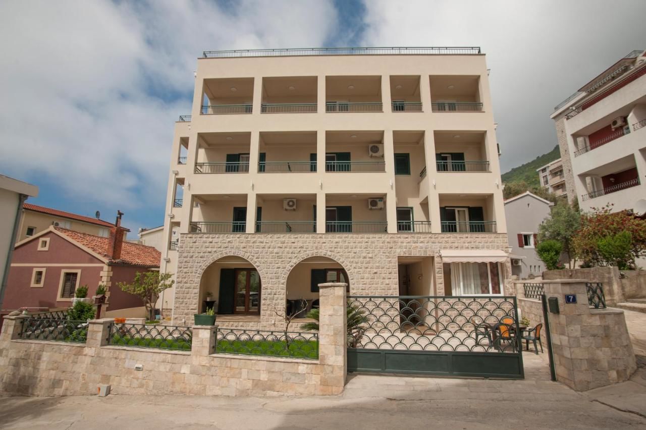 Гостевой дом Guest House Medin Петровац-14